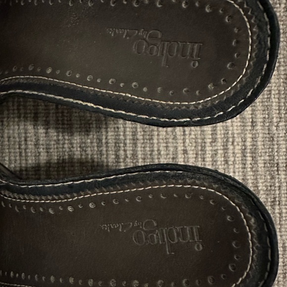 Indigo by Clarks Woman’s Slides Brown slip on Sandals 8 - Picture 7 of 8